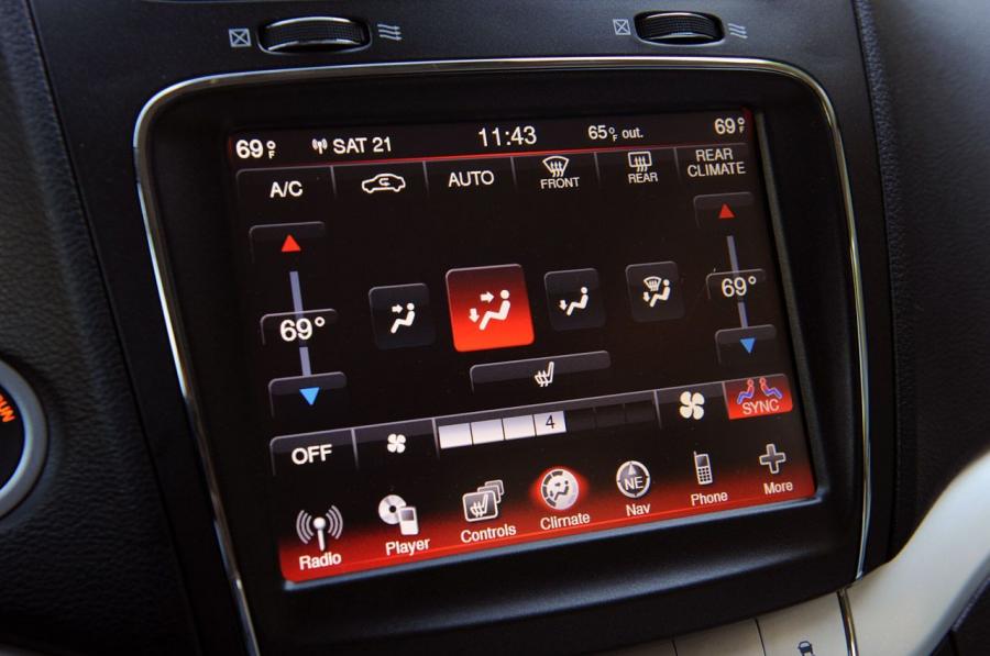  Dodge Journey 2011 года  (фото 15 из 69)